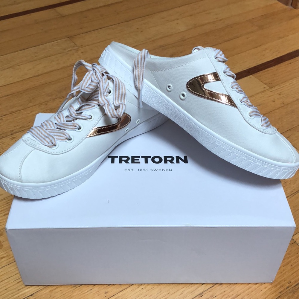 Tretorn vintage rise gold slip on
